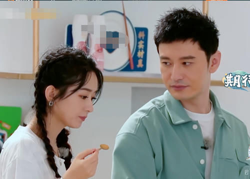  赞暖|黄晓明做桃子冰沙，赵丽颖看到后一脸嫌弃，而李浩菲的反应被赞暖心