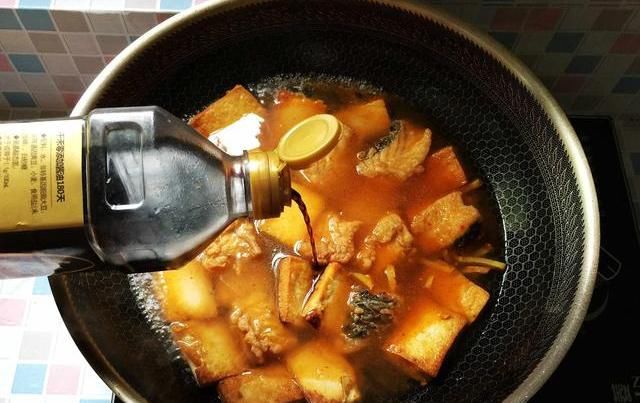 身体|豆腐和它是绝配,焖一锅鲜香嫩滑,营养全面,孩子长身体要多吃