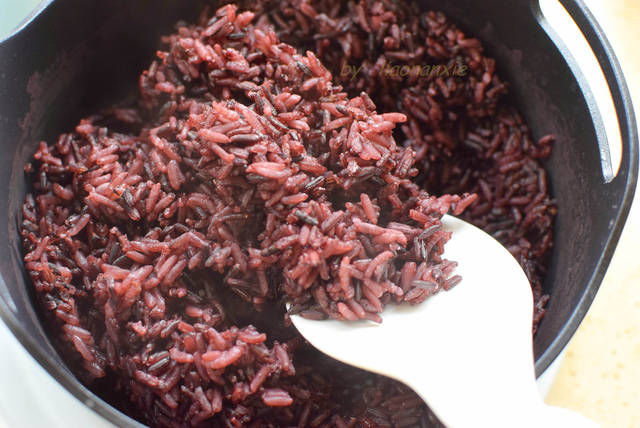  紫米|孩子不爱吃早餐？试试这个，上桌三下两下就吃光，比面包还抢手