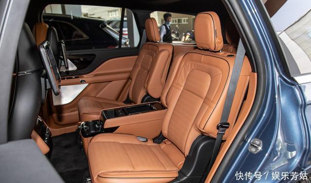 豪华中大型SUV|这才是“移动宫殿”,5层玻璃几乎零噪音,全进口V6,配空气悬挂