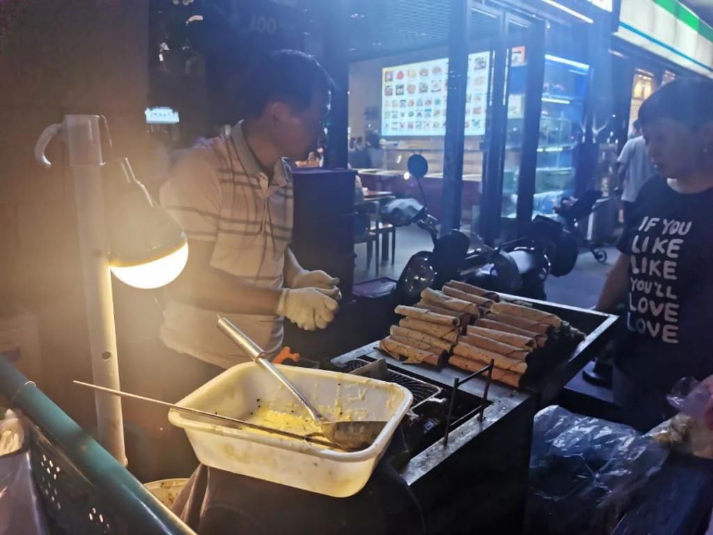  人生|杭州这一条街，“救”了多少人的人生？