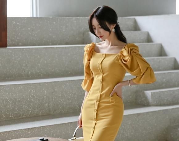 嫩黄|孙允珠：蛋挞夏荣絮彩花边嫩黄连衣裙写真