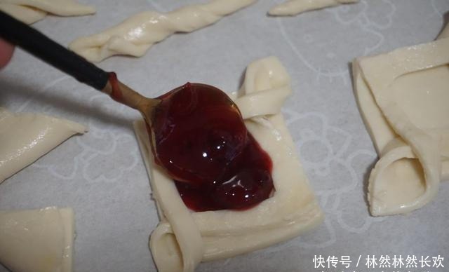 简单|15分钟快手丹麦酥,成本10元做一大盘,简单0技巧,谁做谁成功