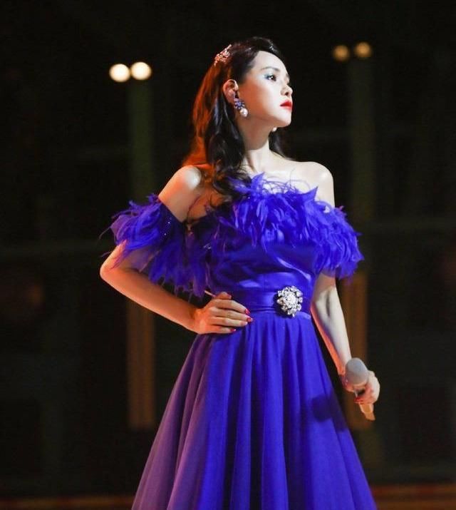  浪姐|《浪姐》黄圣依组歌舞有深意，却被调侃像“后妈茶话会”，低估了