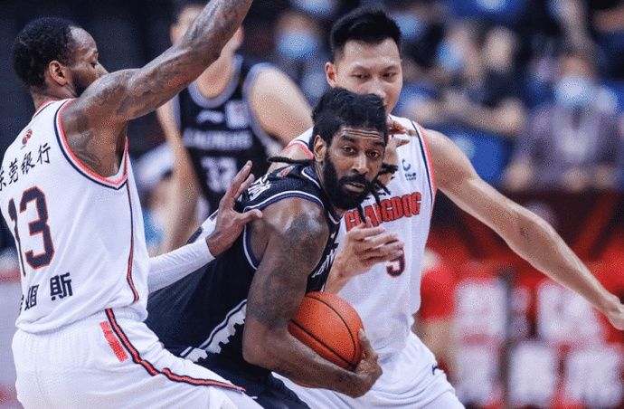  淘汰|恭喜！广东淘汰辽宁正式加冕第十冠，创伟大纪录成CBA历史第一队