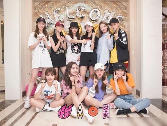  不少|被称扶弟魔的女团！火少和R1SE粉丝互撕，D7被河妹粉丝称软饭男？