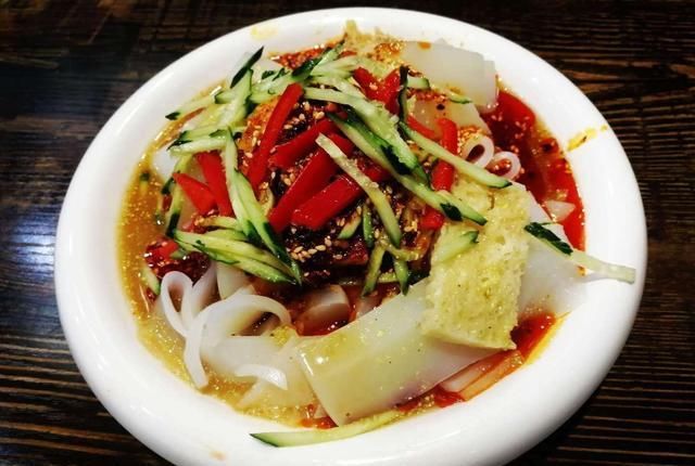 炒面片|去西宁饭馆必点这4道菜,老板都以为你是西宁人