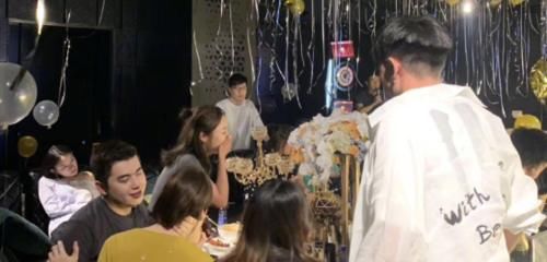  女朋友|他有女朋友了？