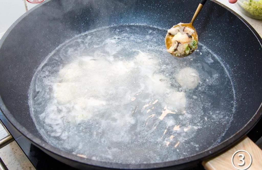  鸡胸肉|红烩鸡肉丸，让减肥不再食而无味，好吃又减脂