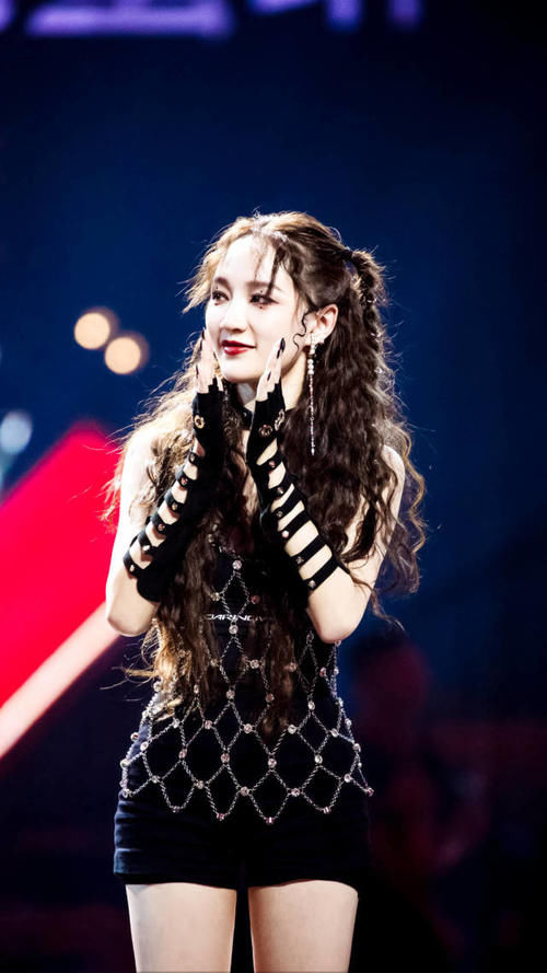  乘风破浪|乘风破浪的姐姐三公排名：万茜组第一，孟佳3人淘汰，网友无法理解