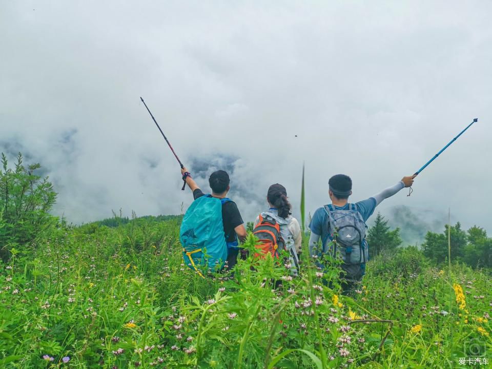  游览|游览祖国大好河山，徒步穿越北驼梁。