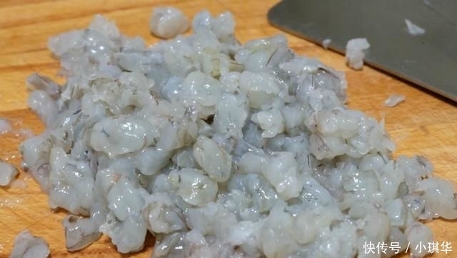手工|手工虾滑营养好,做法简单,老人孩子都应该常吃,贵点也值!