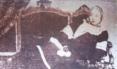 清末|清末中国这两位女人,一个在朝一个在野,一个卖国一个卖身