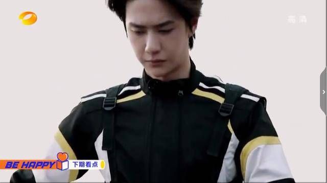 意外|《天天向上》预告,王一博在线与小朋友聊天很无奈,卡丁车赛场遭意外