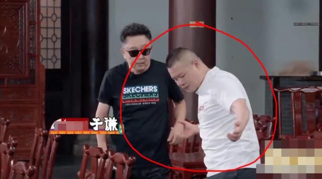 林述巍|《中餐厅》刘宇宁说话没大没小有失尊敬,林述巍脸色难看涵养颇高