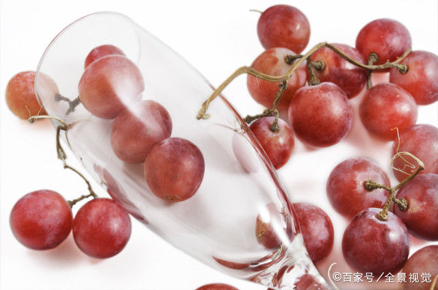  收获|夏天经常吃葡萄，身体容易收获5大好处，不妨了解下