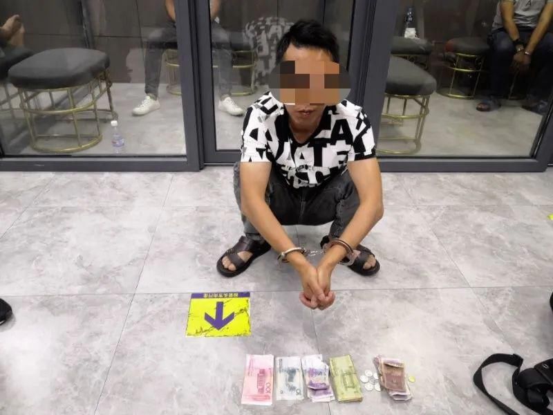  兴国|4男子流窜至兴国各乡镇“以整找零”诈骗，被警方抓获