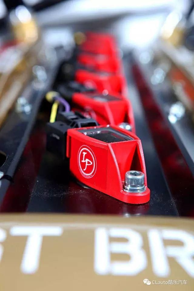  姑娘|我也想遇见个开R32 GT-R的姑娘，然后深陷其中不可自拔