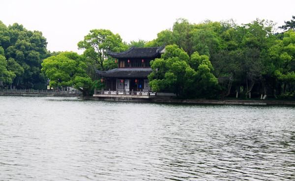  宁波|宁波月湖公园，半城名胜半城湖