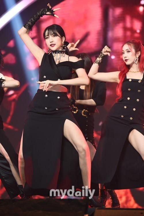  节目|「MD PHOTO」 韩国女团GFriend夺本周《show champion》节目冠军