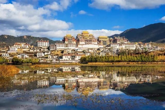  香格里拉|12个中国最美的远方！挑一个出发吧！