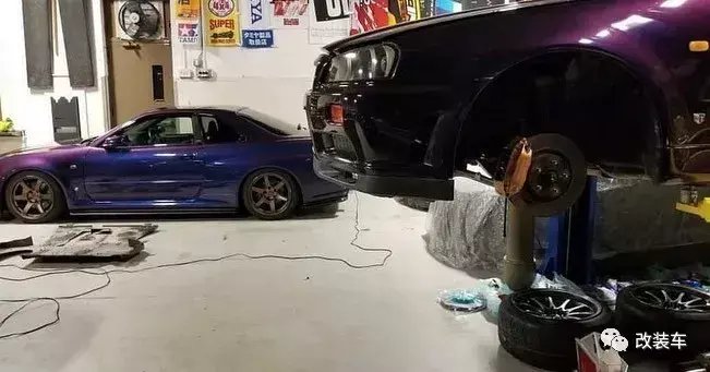 吸毒|都说玩车花钱如吸毒，还真有美国人靠贩毒来养自己的车库