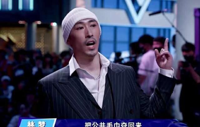  张艺兴|《这就是街舞》毛巾不够了怎么办？让我们看看队长是怎么做的