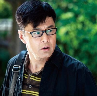  于荣光|演员于荣光：父亲患癌还让喝酒，撒了一个“谎”让其多活了7年