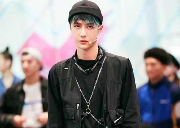  人能|王一博：没有人能连续爆红两个夏天，他做到了！