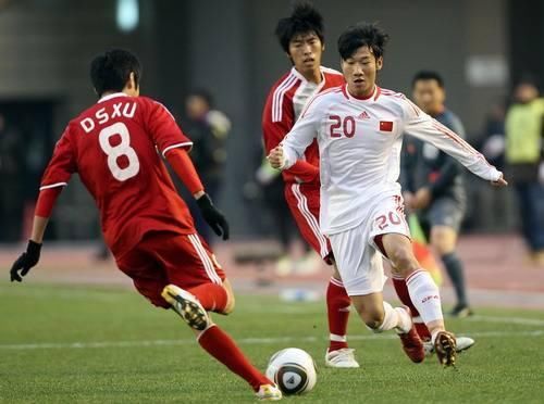  喜迎|读秒绝平！荣昊连续2轮比赛进球 33岁老将喜迎第二春