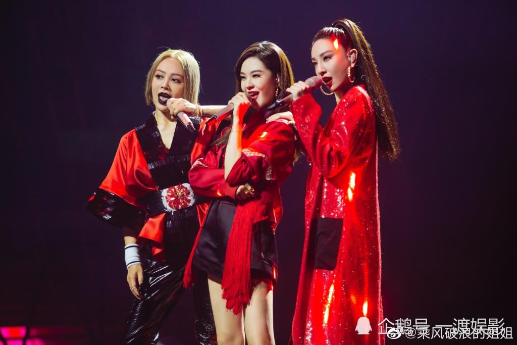  高开低走|《浪姐》高开低走，因为节目组太“作”？