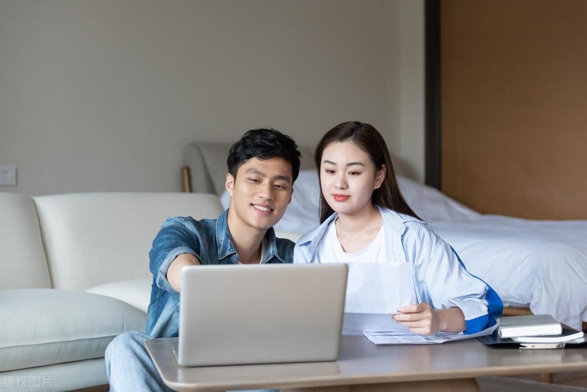 男人的生殖器颜色发黑是为什么(为什么男性私处发黑？和“同房生活”有关吗？男女都要了解下)