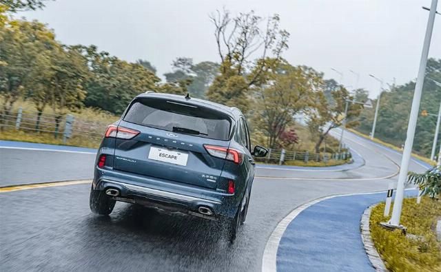 小智|谁才是你心里的白月光?以速度之名,福特锐际对比本田皓影