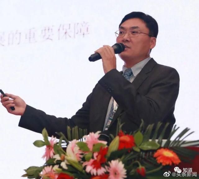 律师事务所|尘埃落定：鲍某某被驱逐出境