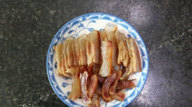  的快|厨房小白不能错过，超下饭的快炒猪头肉，五分钟搞定超方便