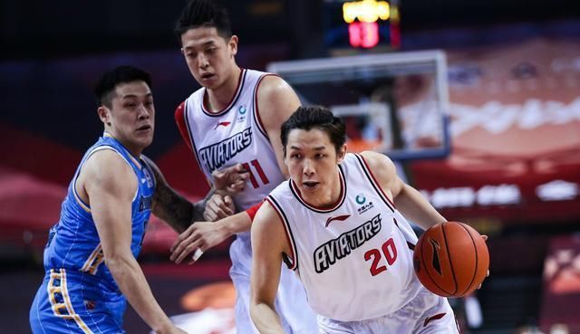  三强|大跌眼镜！十二年9次杀进季后赛，2次位居三强，今年却无缘季后赛