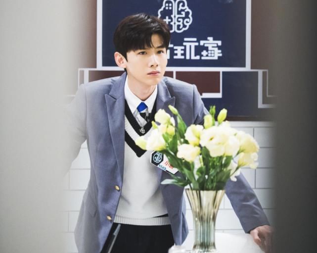  首发|《明侦6》首发阵容曝光，何炅撒贝宁回归，全场唯一女嘉宾引关注