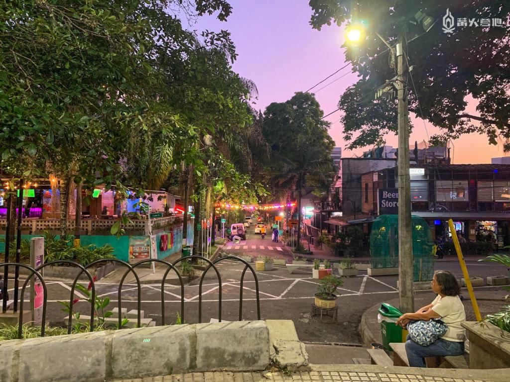  创始人|与 Rockstar 圣迭戈创始人在哥伦比亚共度的两天