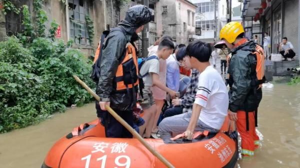 团员青|他们突击在前、乘风破浪的样子，真帅！