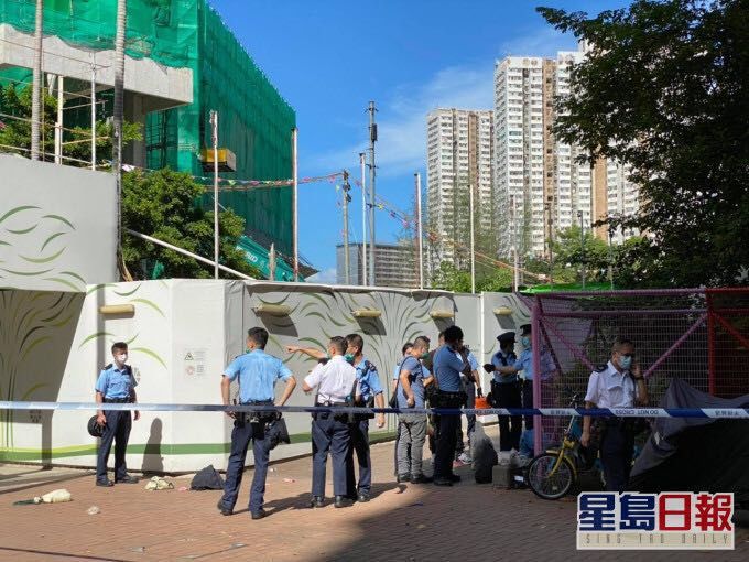 持刀|香港一男子搭乘公交不戴口罩 还持刀拒捕