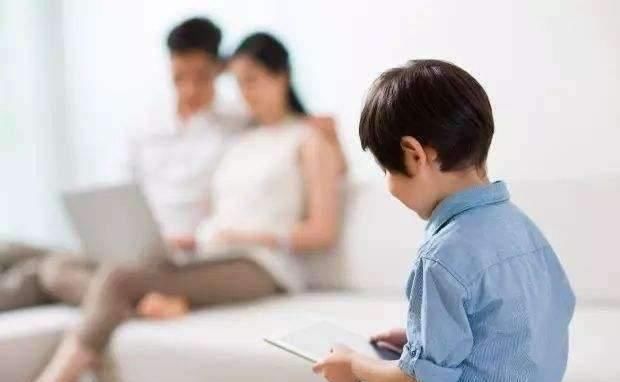 作案|人贩子作案的时候，这三种孩子很容易下手，希望你家娃不在其中