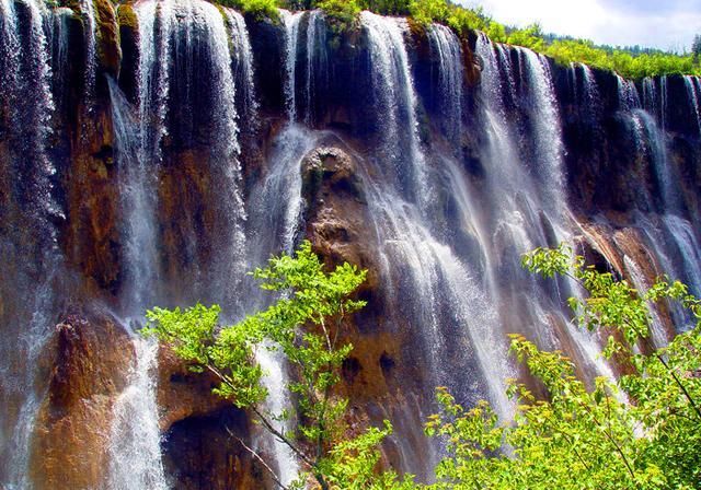  九寨沟|四川旅游：人间仙境九寨沟（图）