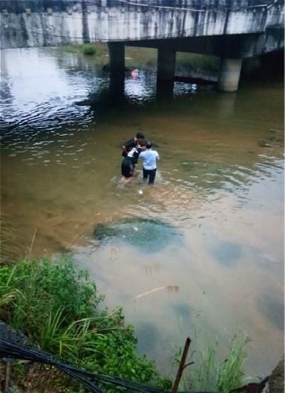  危急|桂东：危急时刻显担当 民警跳河勇救少年