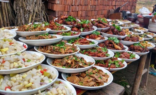 到底|曾经热热闹闹的农村酒席，如今却渐渐冷清，这到底是为什么呢