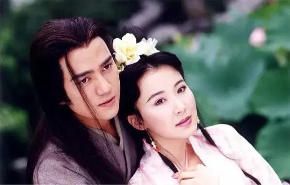 这一|童年超爱的武侠片《绝代双骄》,这一版的邀月简直太惊艳了!