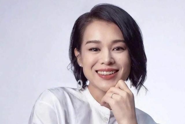 胡杏儿|《演员2》精彩升级，比起胡杏儿、辣目洋子的狠，黄奕的淡最有力