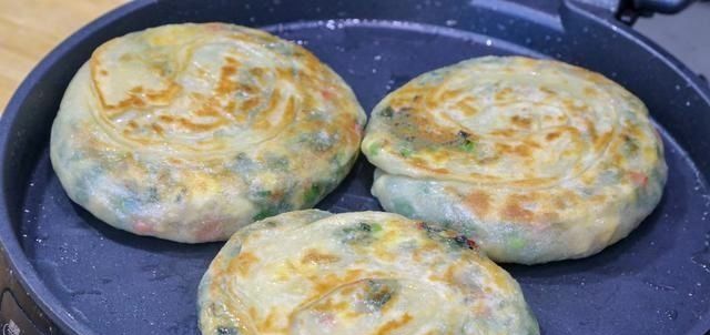  不用|这个饼做法超级简单，不用排队不用等，自己在家做，轻松又解馋