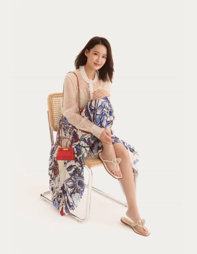  赵薇|邓伦、赵薇、杨幂、Angelababy、赵丽颖、李沁、虞书欣