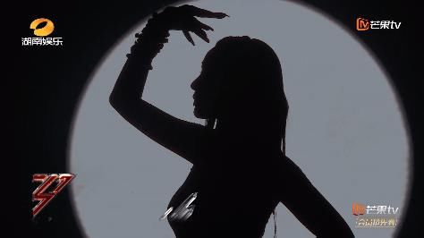  浪姐|看了《浪姐》才发现，钟丽缇就是现实生活中的“人鱼公主”