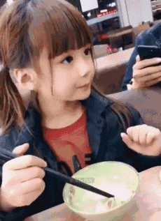 真的|搞笑GIF：我差点就真的以为你是在照镜子了